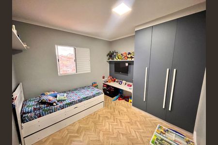 Casa à venda com 2 quartos, 100m² em Vila Yara, São Paulo