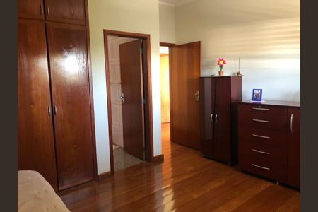 Casa à venda com 4 quartos, 344m² em Jardim Santa Monica, Campinas