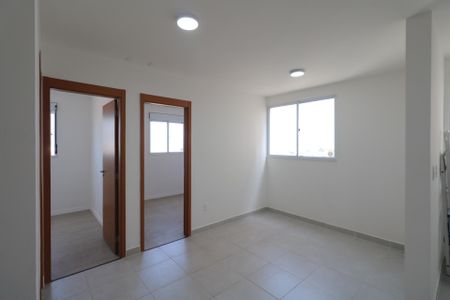 Sala de apartamento para alugar com 2 quartos, 42m² em Vila Palmares, São Caetano do Sul