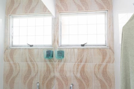 Casa para alugar com 170m², 2 quartos e 3 vagasBanheiro 3