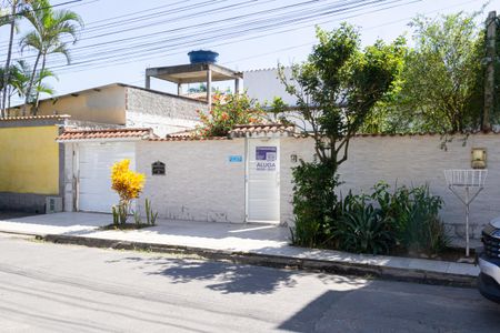 Casa para alugar com 170m², 2 quartos e 3 vagasFachada