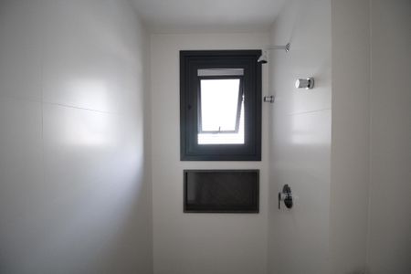 Apartamento à venda com 106m², 3 quartos e 2 vagasBanheiro da Suíte 2