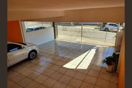 Casa à venda com 100m², 2 quartos e 3 vagas