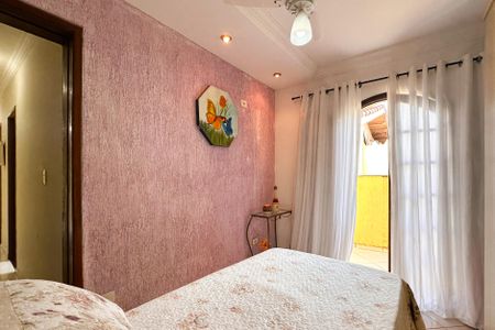 Casa à venda com 130m², 3 quartos e 2 vagas Casa à venda com 130m², 3 quartos e 2 vagasQuarto 3