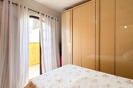 Casa à venda com 130m², 3 quartos e 2 vagas Casa à venda com 130m², 3 quartos e 2 vagasQuarto 3
