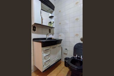 Casa à venda com 2 quartos, 141m² em Parque dos Bancarios, São Paulo