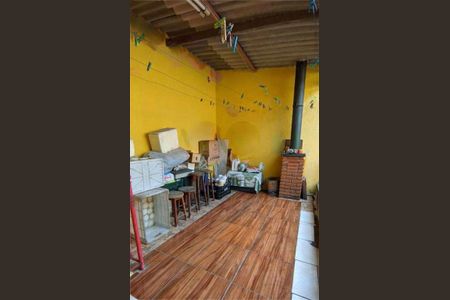 Casa à venda com 2 quartos, 141m² em Parque dos Bancarios, São Paulo