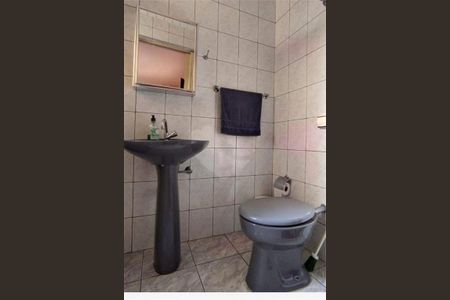 Casa à venda com 2 quartos, 141m² em Parque dos Bancarios, São Paulo