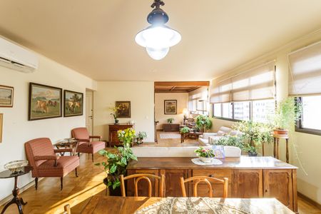 Sala de apartamento para alugar com 3 quartos, 130m² em Itaim Bibi, São Paulo