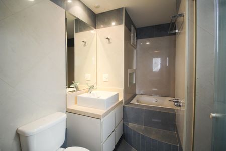 Apartamento à venda com 106m², 3 quartos e 2 vagasBanheiro da Suíte 