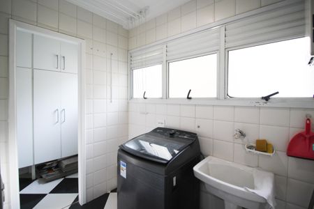 Apartamento à venda com 106m², 3 quartos e 2 vagasÁrea de Serviço