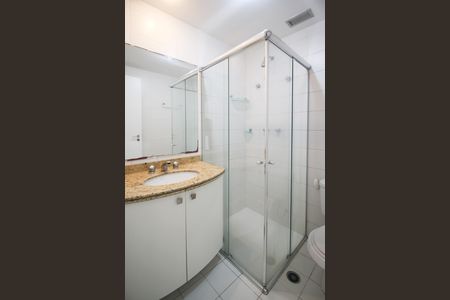 Apartamento à venda com 106m², 3 quartos e 2 vagasBanheiro