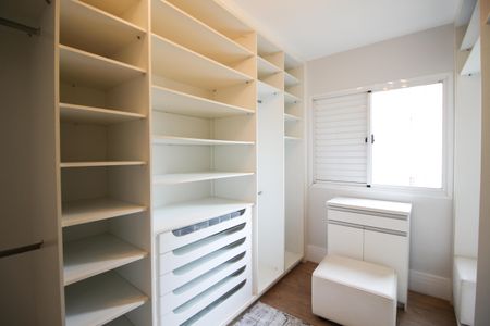 Apartamento à venda com 106m², 3 quartos e 2 vagasCloset da Suíte 