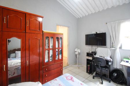 Casa à venda com 313m², 4 quartos e 5 vagasQuarto 3