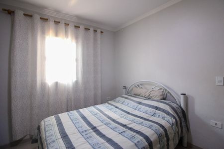 Casa à venda com 313m², 4 quartos e 5 vagasQuarto 2