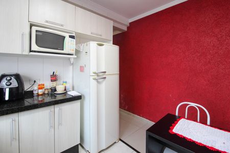 Casa à venda com 313m², 4 quartos e 5 vagasCozinha 2