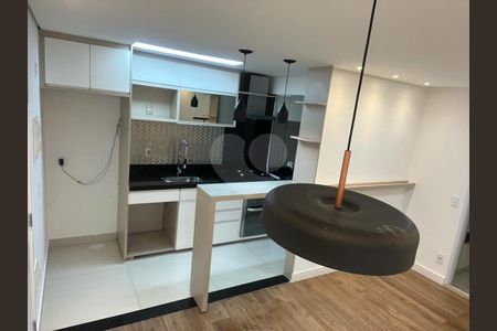 Apartamento à venda com 2 quartos, 49m² em Jardim Umarizal, São Paulo