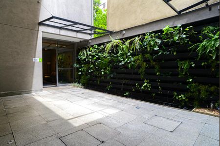 Studio para alugar com 24m², 1 quarto e sem vaga Studio para alugar com 24m², 1 quarto e sem vagaÁrea comum - Entrada do Condomínio