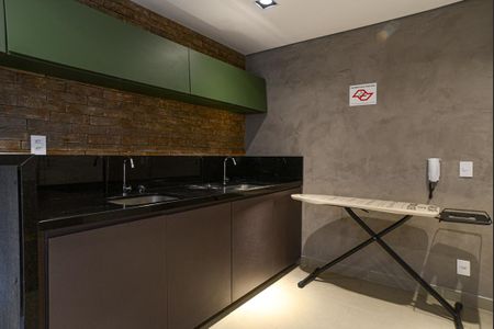 Studio para alugar com 24m², 1 quarto e sem vaga Studio para alugar com 24m², 1 quarto e sem vagaÁrea comum - Lavanderia