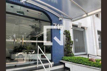 Apartamento à venda com 102m², 3 quartos e 2 vagasFachada