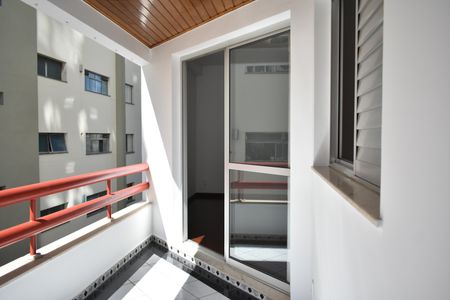 Apartamento à venda com 102m², 3 quartos e 2 vagasSacada