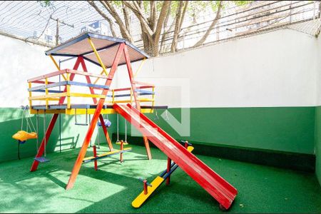 Apartamento à venda com 102m², 3 quartos e 2 vagasÁrea comum - Playground