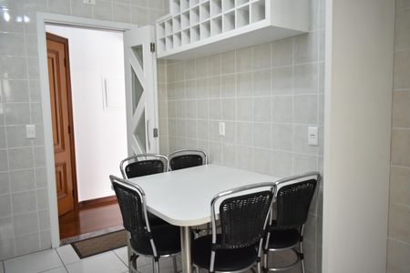 Apartamento à venda com 102m², 3 quartos e 2 vagasCozinha
