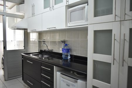 Apartamento à venda com 102m², 3 quartos e 2 vagasCozinha