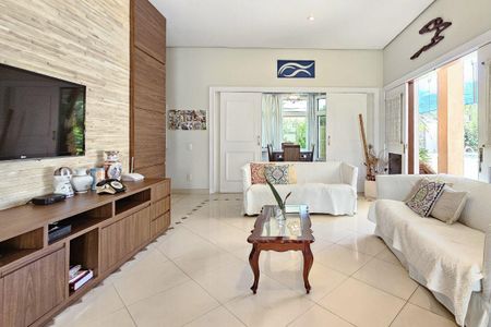 Casa à venda com 5 quartos, 462m² em Tamboré, Santana de Parnaíba