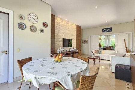 Casa à venda com 5 quartos, 462m² em Tamboré, Santana de Parnaíba