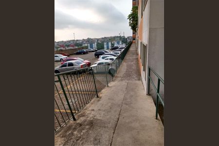 Apartamento à venda com 3 quartos, 60m² em Jardim Santa Teresinha, São Paulo