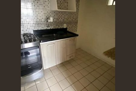 Apartamento à venda com 2 quartos, 45m² em Jardim Santa Teresinha, São Paulo