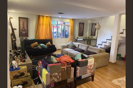 Casa à venda com 3 quartos, 199m² em Cidade Líder, São Paulo