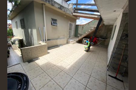 Casa à venda com 3 quartos, 199m² em Cidade Líder, São Paulo