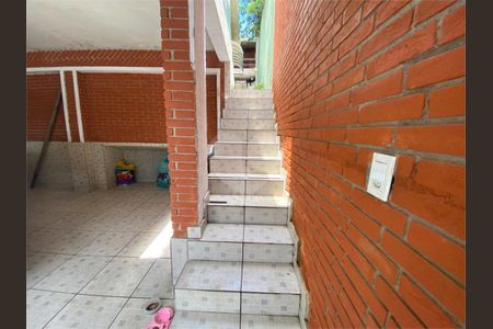 Casa à venda com 3 quartos, 199m² em Cidade Líder, São Paulo