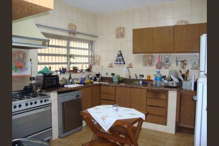 Casa à venda com 3 quartos, 180m² em Sumarezinho, São Paulo