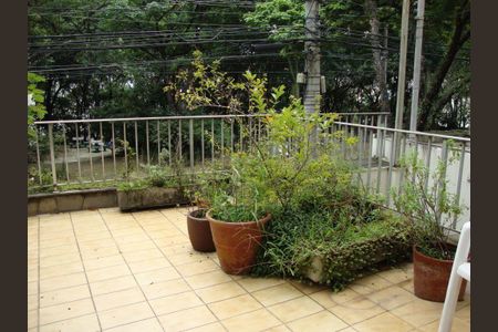 Casa à venda com 3 quartos, 180m² em Sumarezinho, São Paulo