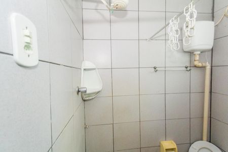 Casa para alugar com 58m², 1 quarto e sem vagaBanheiro