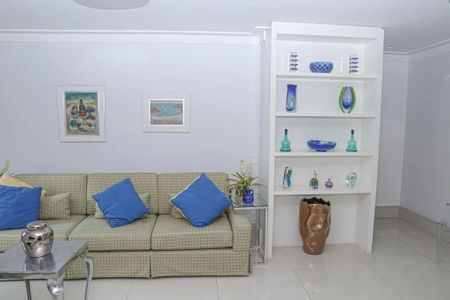 Apartamento à venda com 3 quartos, 346m² em Santa Cecilia, São Paulo