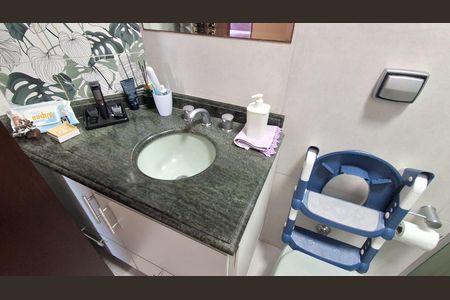 Apartamento à venda com 150m², 3 quartos e 2 vagasBanheiro Social 