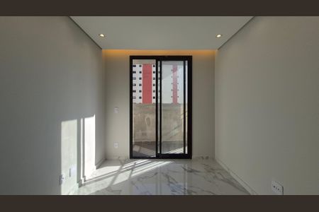 Apartamento para alugar com 2 quartos, 37m² em Vila Valparaíso, Santo André