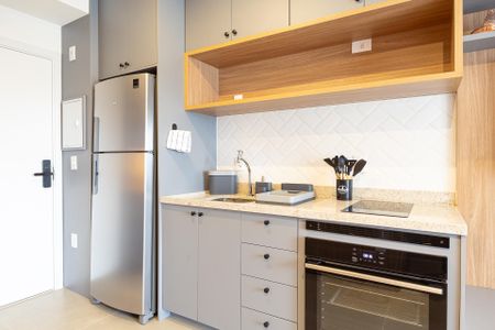 Cozinha de kitnet/studio para alugar com 1 quarto, 25m² em Vila Olímpia, São Paulo