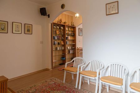 Casa à venda com 190m², 2 quartos e 1 vaga