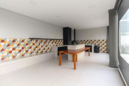 Apartamento para alugar com 36m², 2 quartos e sem vagaÁrea comum - Churrasqueira