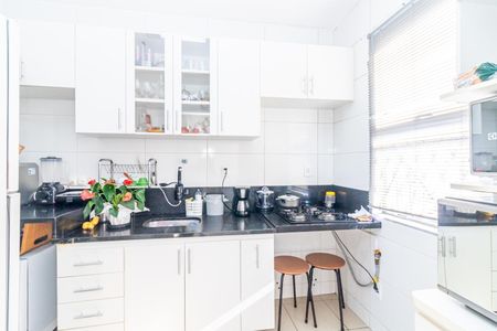 Apartamento à venda com 3 quartos, 90m² em Sagrada Família, Belo Horizonte