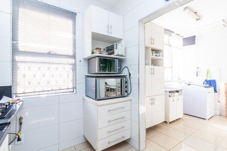 Apartamento à venda com 3 quartos, 90m² em Sagrada Família, Belo Horizonte