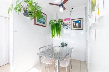 Apartamento à venda com 3 quartos, 90m² em Sagrada Família, Belo Horizonte