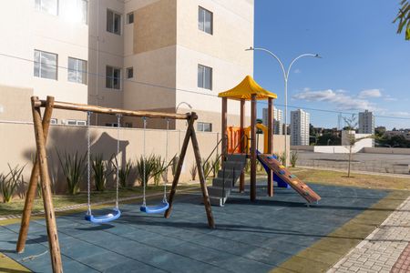 Apartamento para alugar com 88m², 3 quartos e 2 vagasÁrea comum - Playground 1
