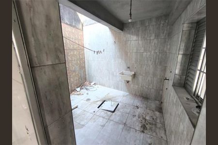 Casa à venda com 3 quartos, 300m² em Jardim Umarizal, São Paulo