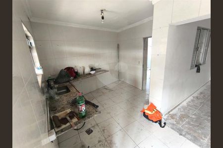 Casa à venda com 3 quartos, 300m² em Jardim Umarizal, São Paulo